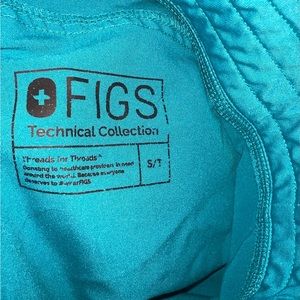 FIGS teal kade cargo pants. Size small tall